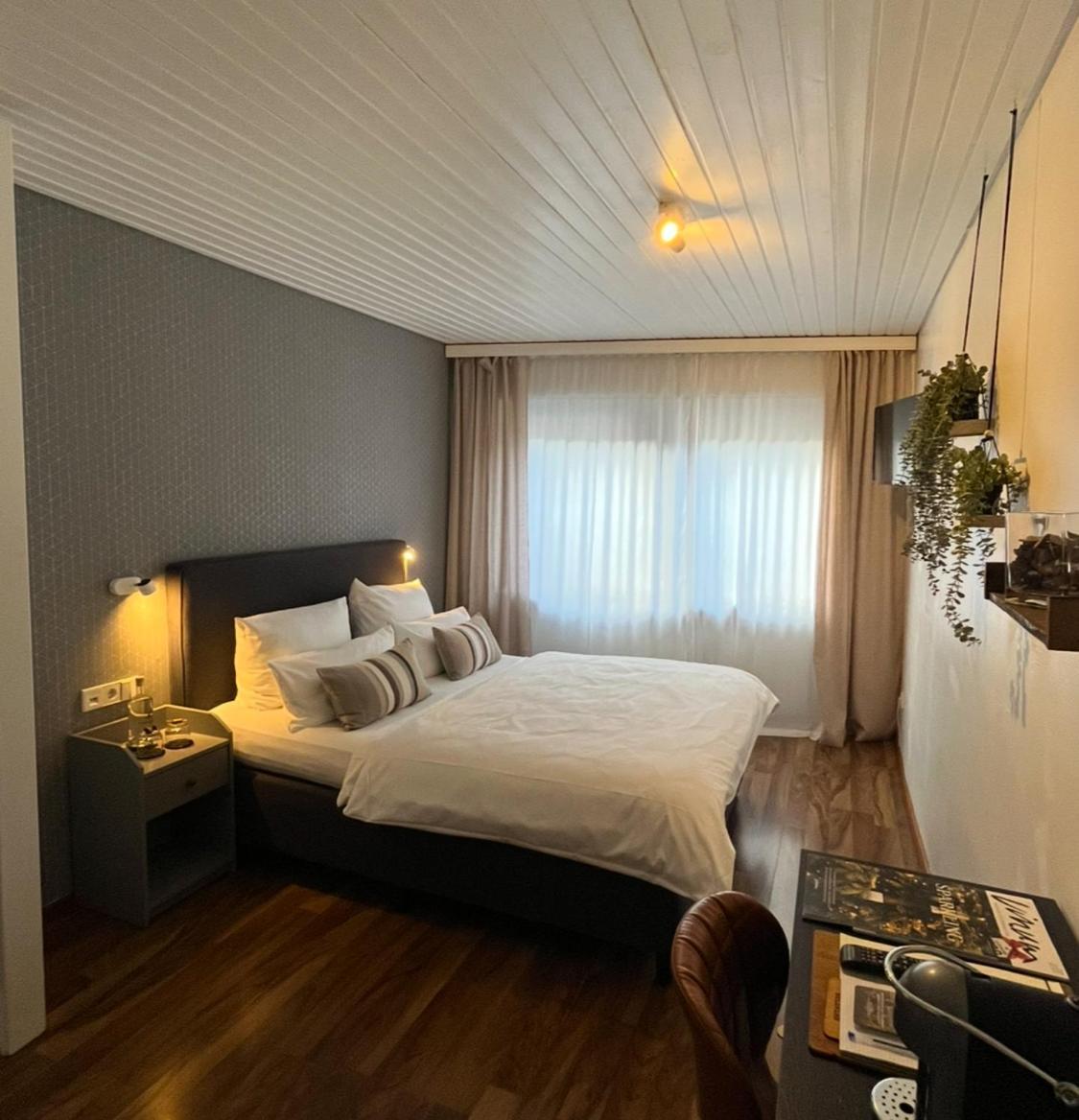 Kreuzblume Hotel & Weinstube Fryburg Bryzgowijski Zewnętrze zdjęcie